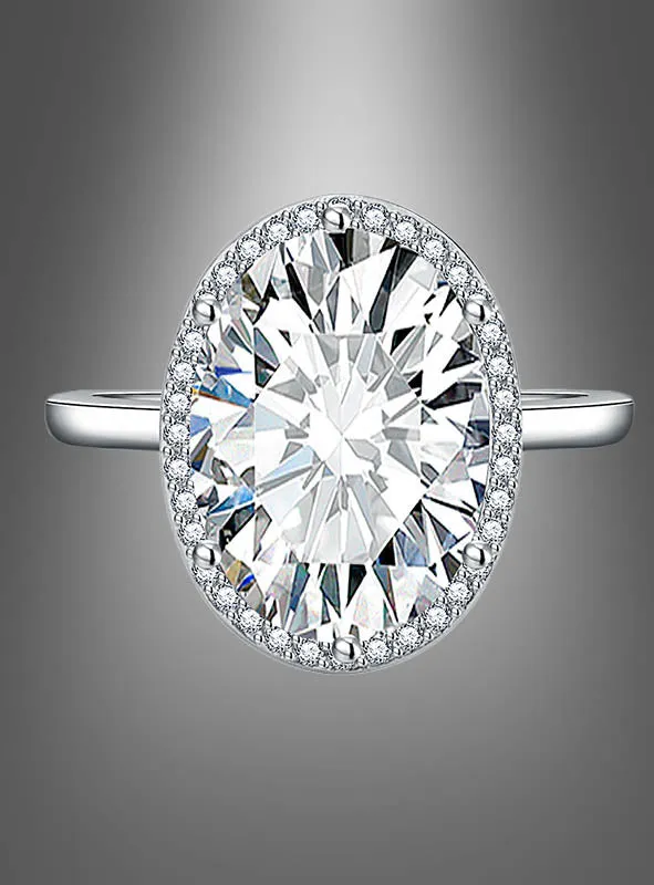 Ring mit großem Edelstein