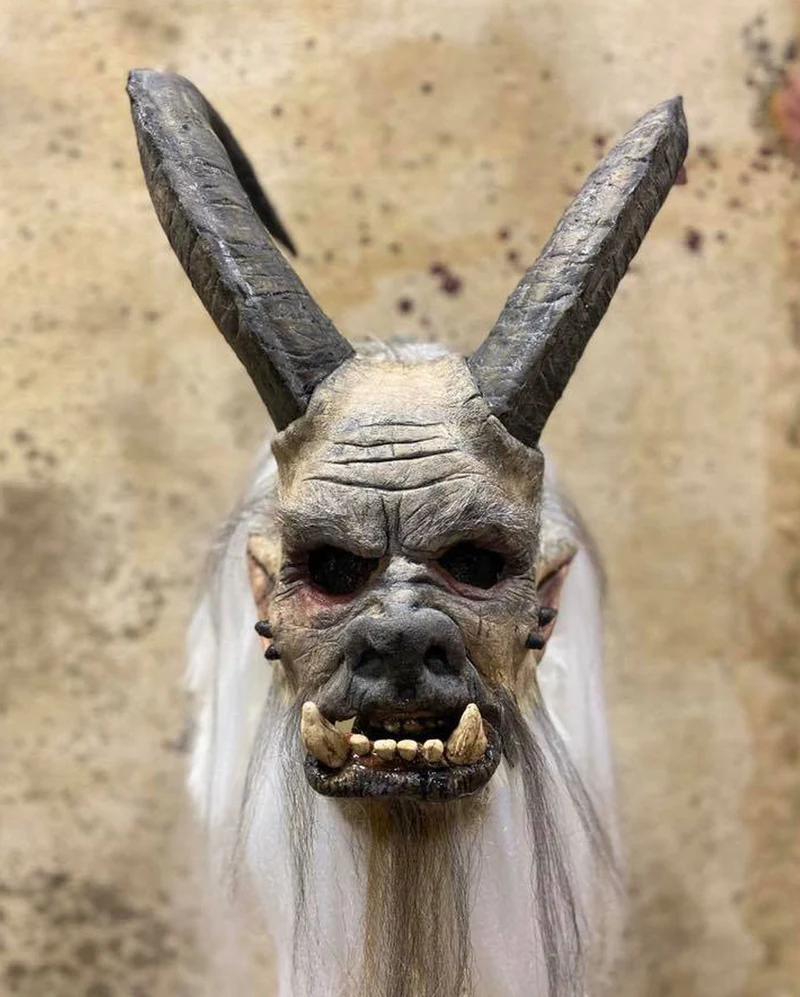 Blizzard Schnee Krampus Maske