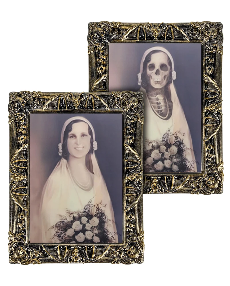 Hazel The Bloody Bride Lenticular Portrait 50x39cm