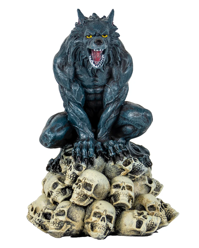 Werwolf auf Totenschädelberg Dekofigur 14cm