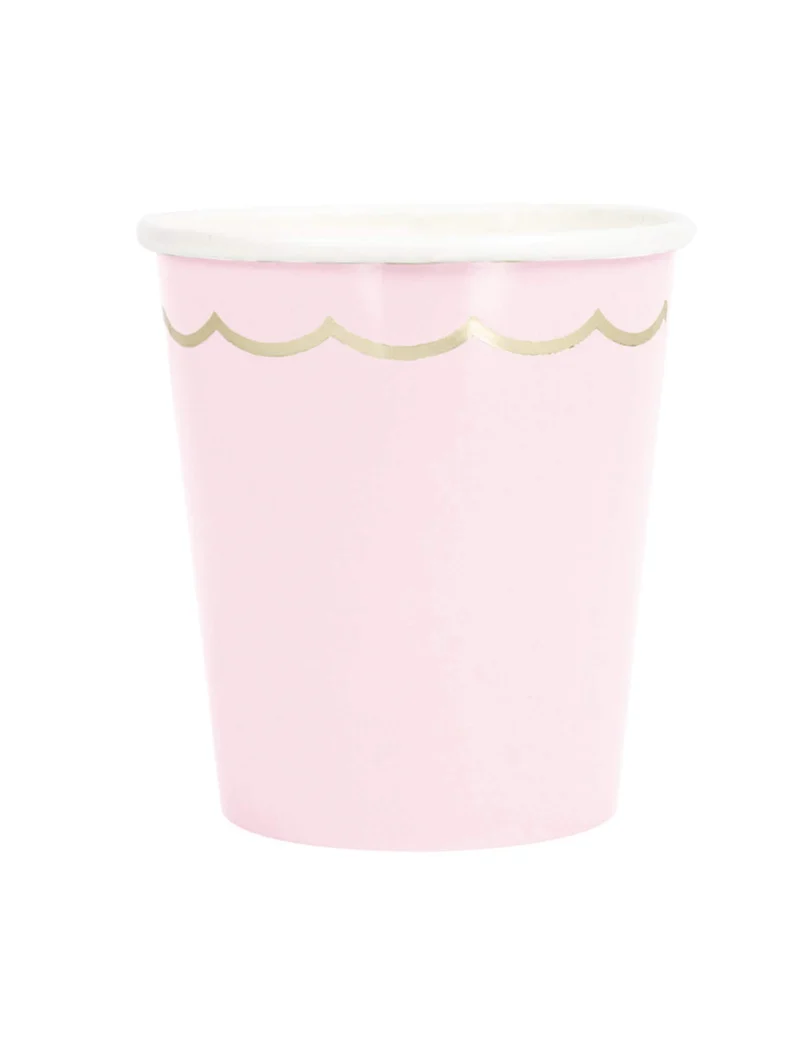 8 pastellrosa Pappbecher mit Goldrand und Wellenrand 200 ml
