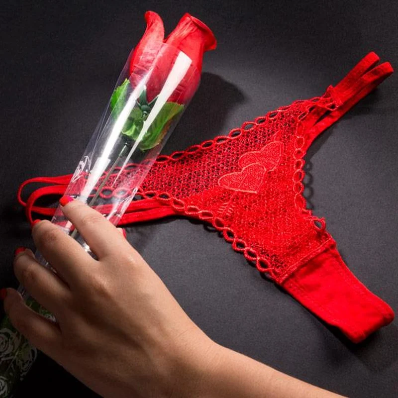 Roos met Rode G-string | Een Origineel en Romantisch Cadeau - Valentijnsdag Geschenk