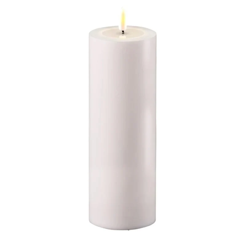 DELUXE LED Stumpenkerze weiß 7,5 x 20 cm Outdoor