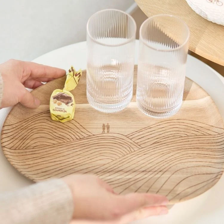 Räder Tablett Fernweh