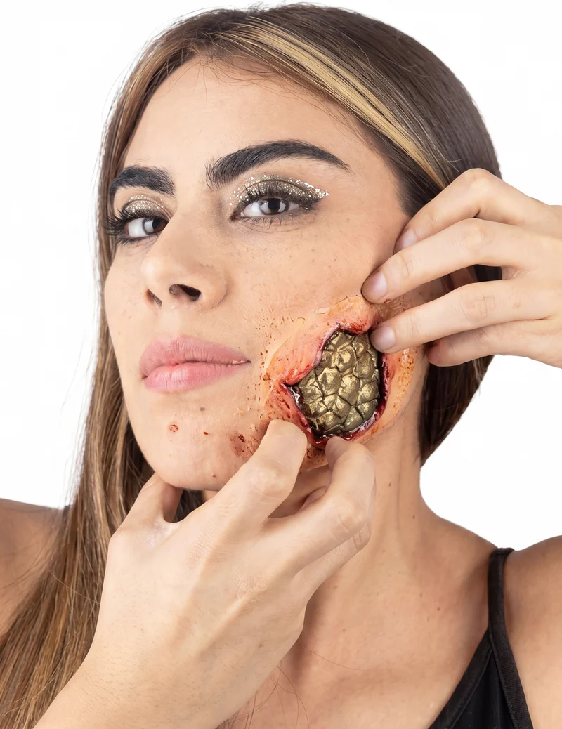Fausse plaie peau de reptile adulte