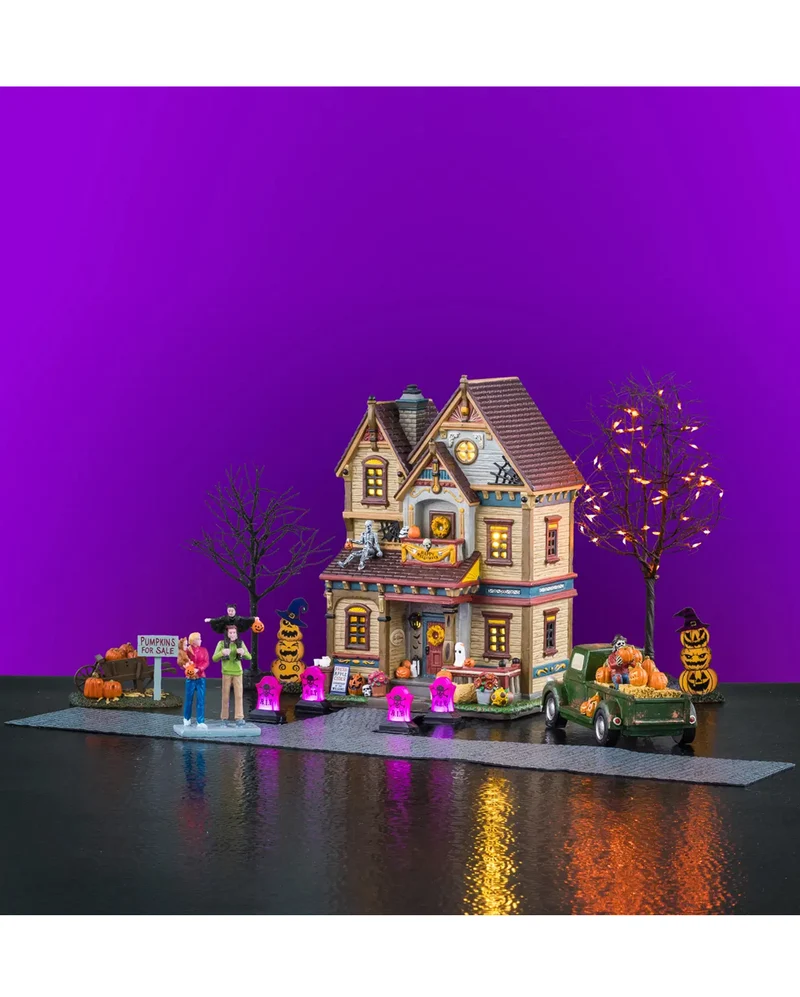 Lemax Spooky Town - Halloween at the Wilsons Set