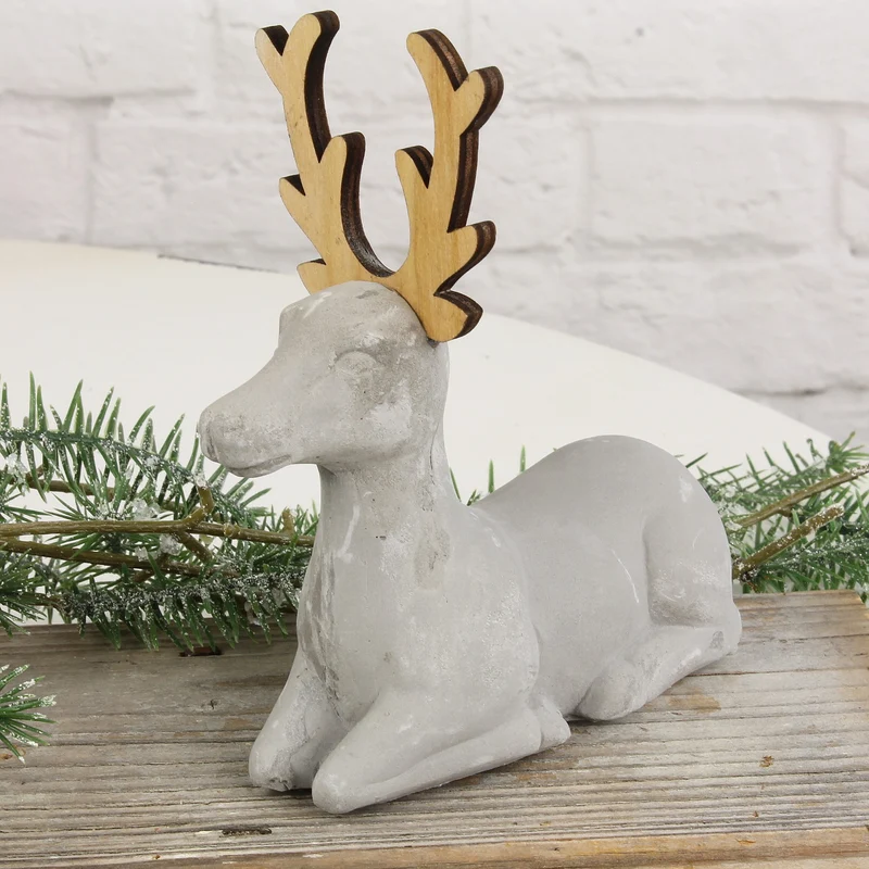 Deko Hirsch, liegend, X-mas, Zement/Holz - grau