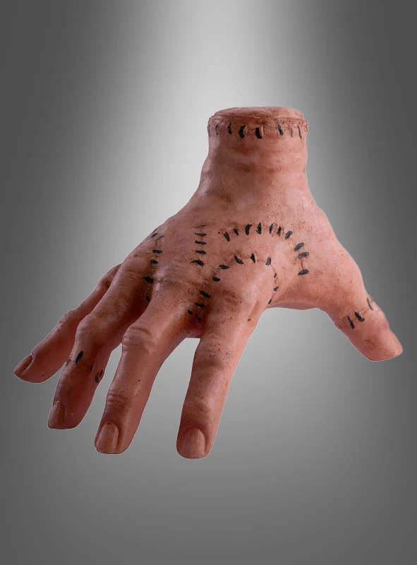 Hand mit Nähten Halloween Deko