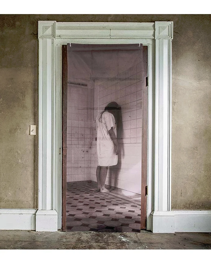 Horror Krankenhaus Türdeko 80x200 cm