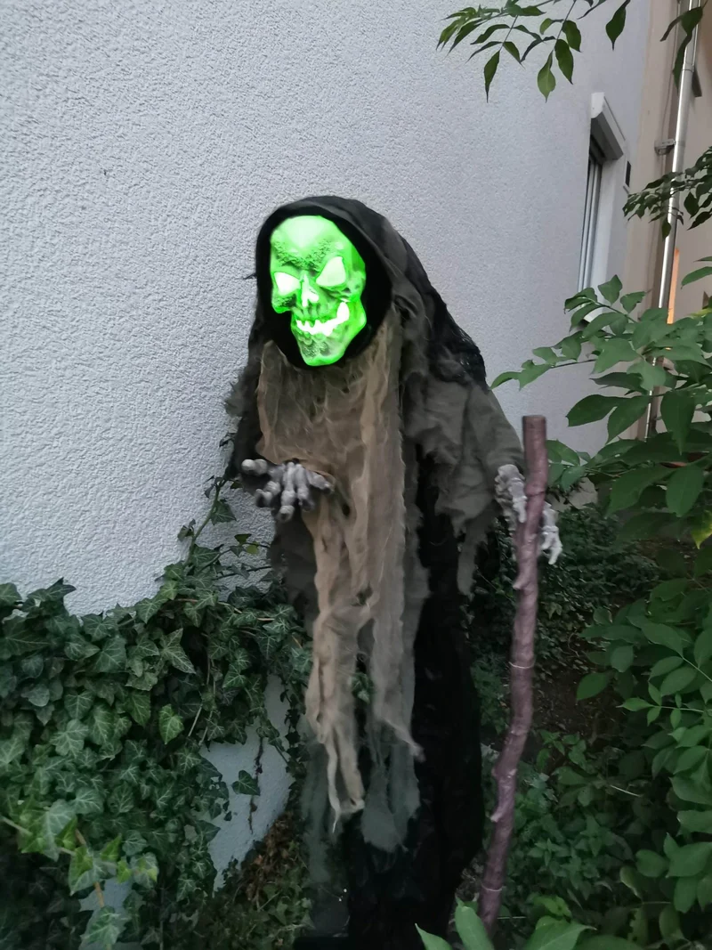 Animatronic gruseliges Skelett Alfredo