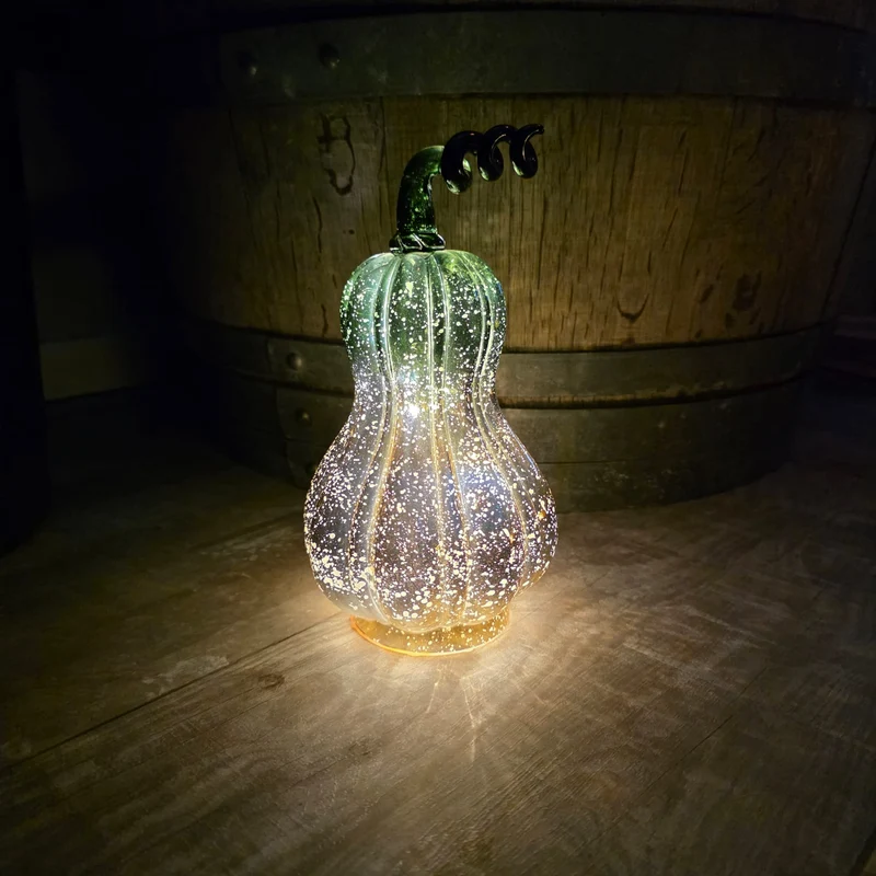 Zweifarbiger LED-Glaskürbis mit Timerfunktion – 24 cm