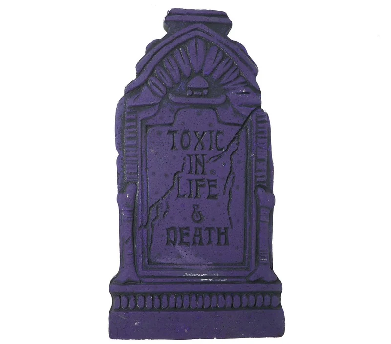Lila Grabstein „Toxic“, 43 cm