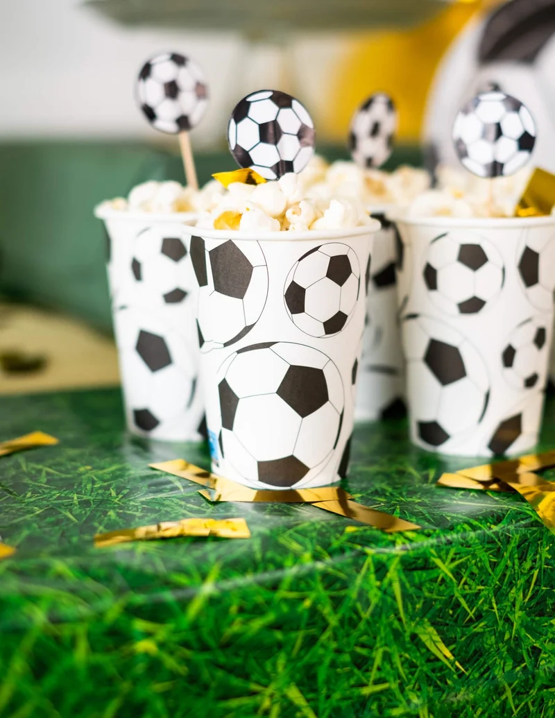 Fussball-Trinkbecher Partydeko 8 Stück schwarz-weiss 200 ml