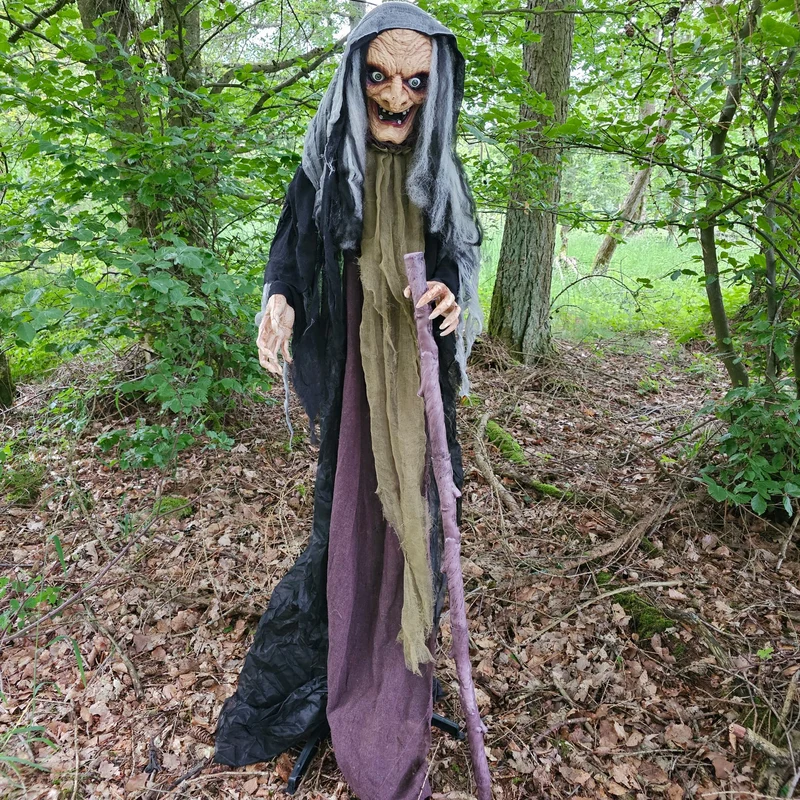 Halloween Animatronic Hexe Walburga