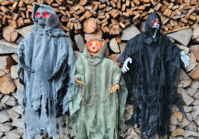 Dreier-Set gruseliger Gestalten