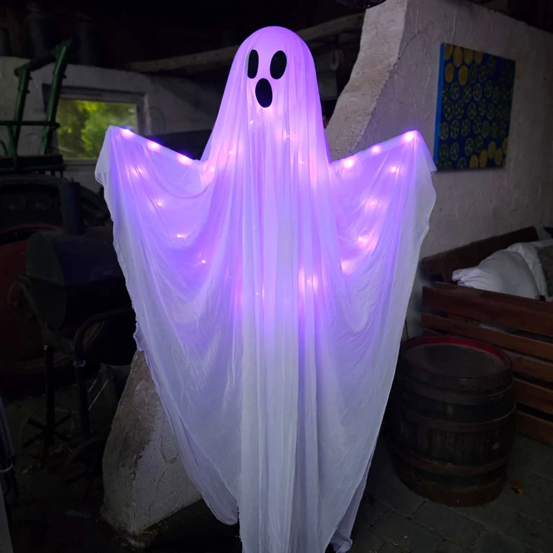 Mystic Ghost, schauriger Geist mit lila Leuchten