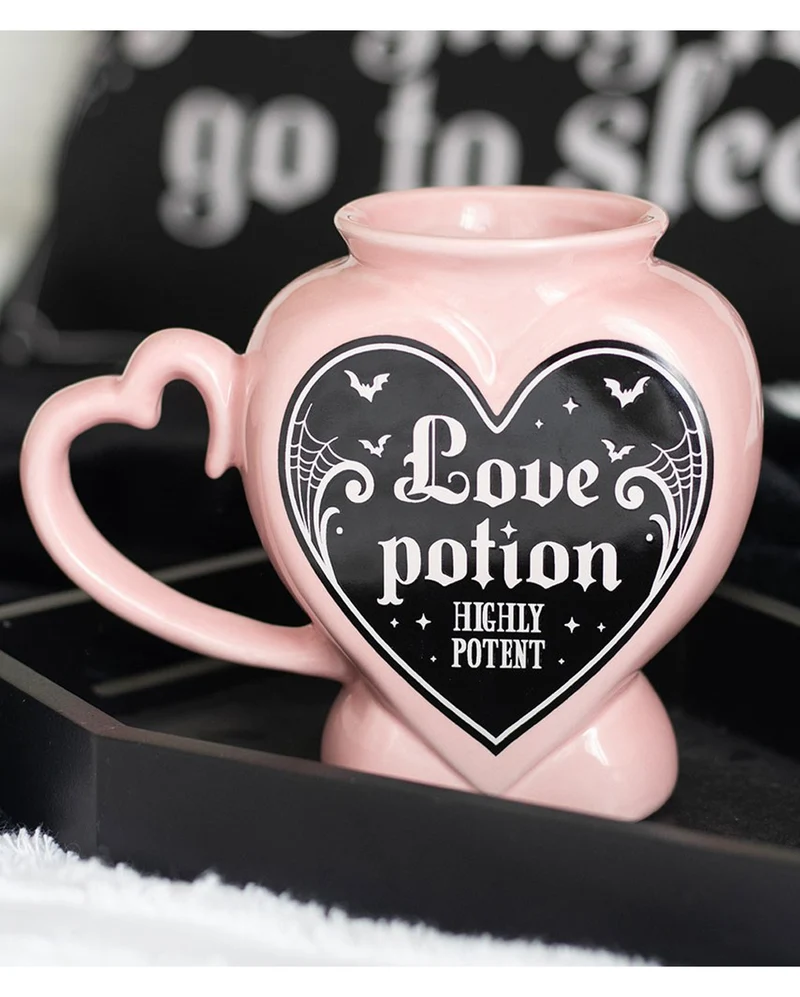Pinker "Love Potion" Kaffeebecher in Herzform
