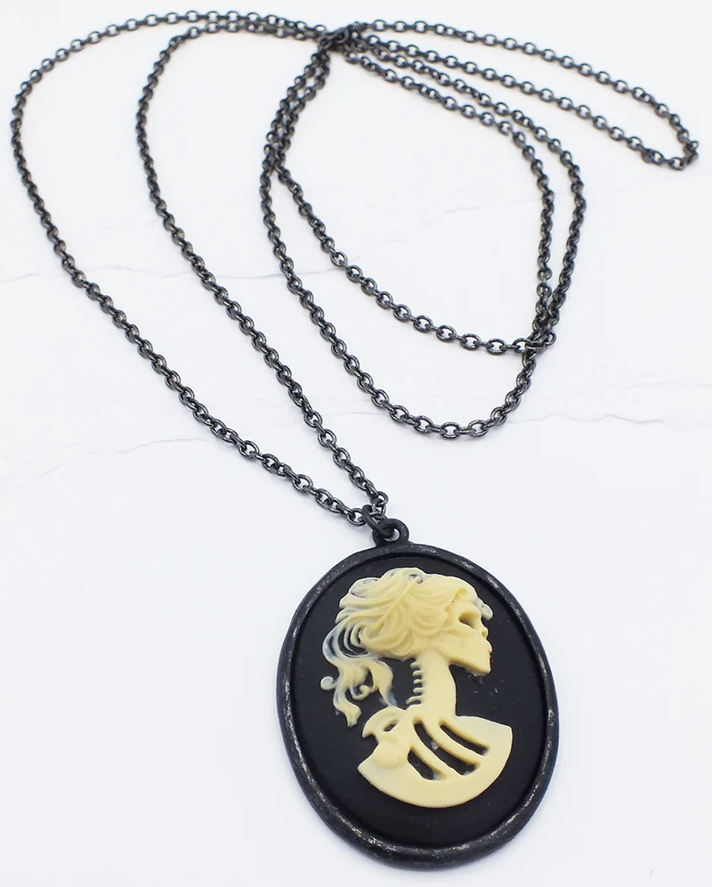 Gothic Kette Totenkopf Cameo schwarz