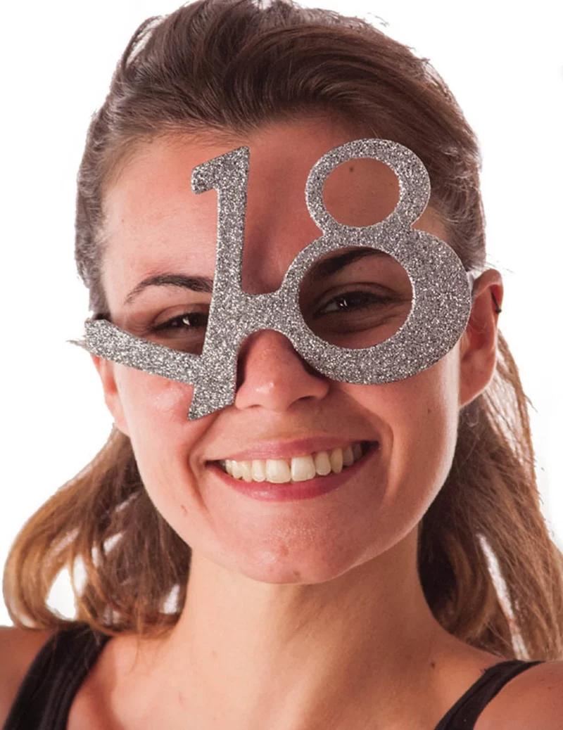18 Jahre Brille mit Pailletten