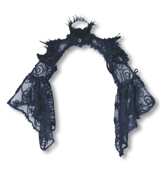 Spitzenbolero im Gothic Lolita Style