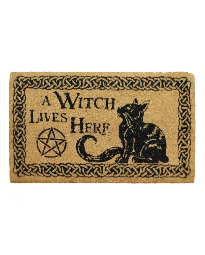 A Witch Lives Here Fußabstreifer