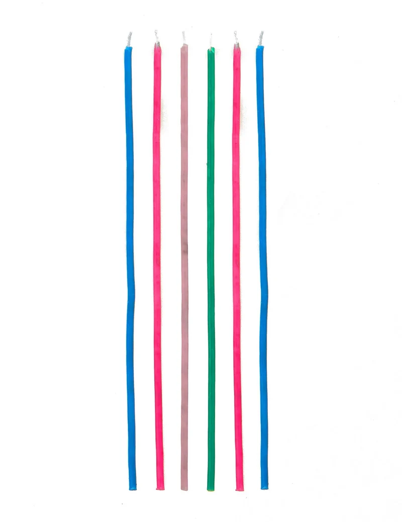 18 funkelnde lange farbige Kerzen 16 cm für Kuchen