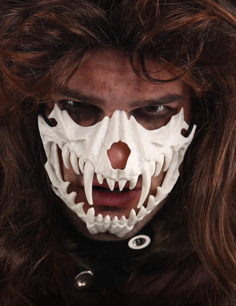 Maske für Erwachsene im Design eines Skelettkiefers